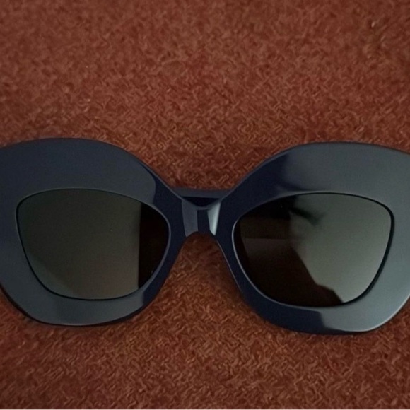Loewe Cat-Eye Women\'s Sunglasses - Fashion Accessory